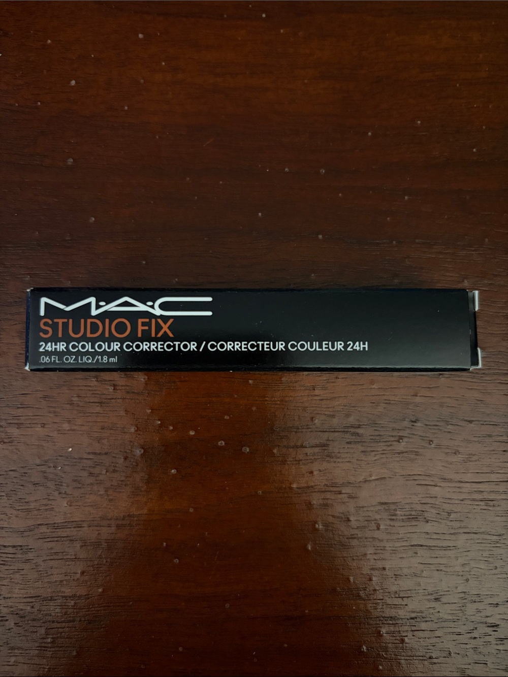 New in Box MAC Studio Fix 24HR Colour Corrector - Orange